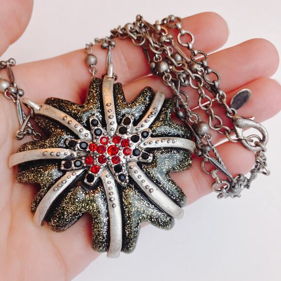Y2K Signed Chico’s Mixed Metal Starburst Pendant Necklace Red Black Rhinestones - Picture 6 of 13